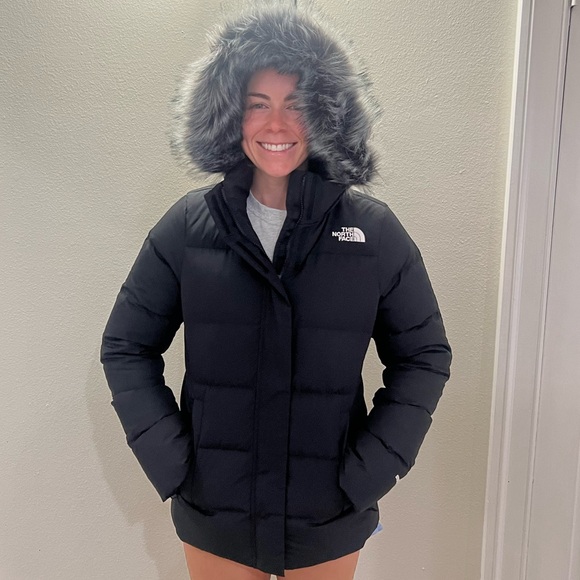 THE NORTH FACE GOTHAM PUFFER JACKET WITH HOOD AND DETACHABLE FUR - Picture 11 of 15